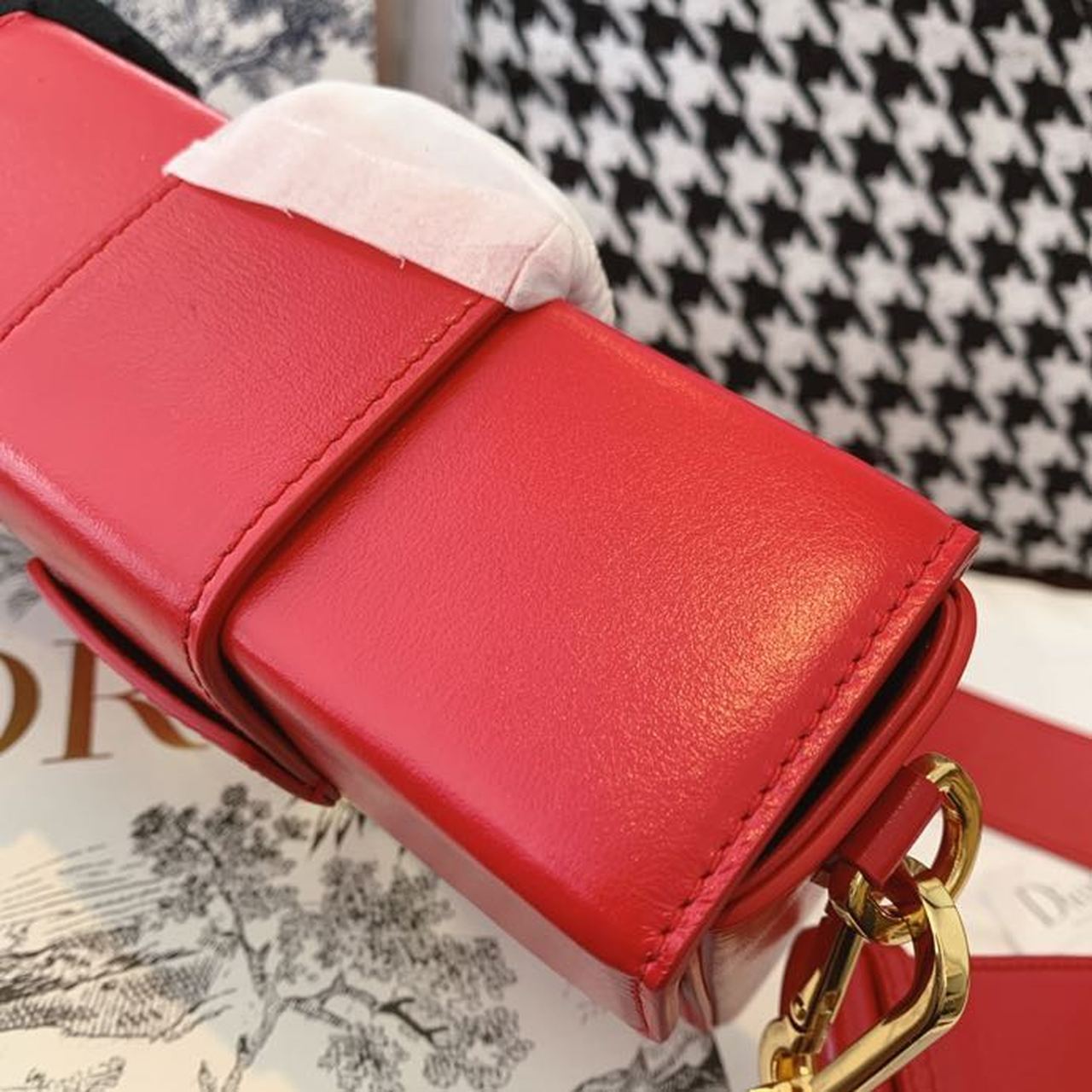 DI Mini 30 Montaigne Bag Gold Toned Hardware Red For Women 18cm/7in CD