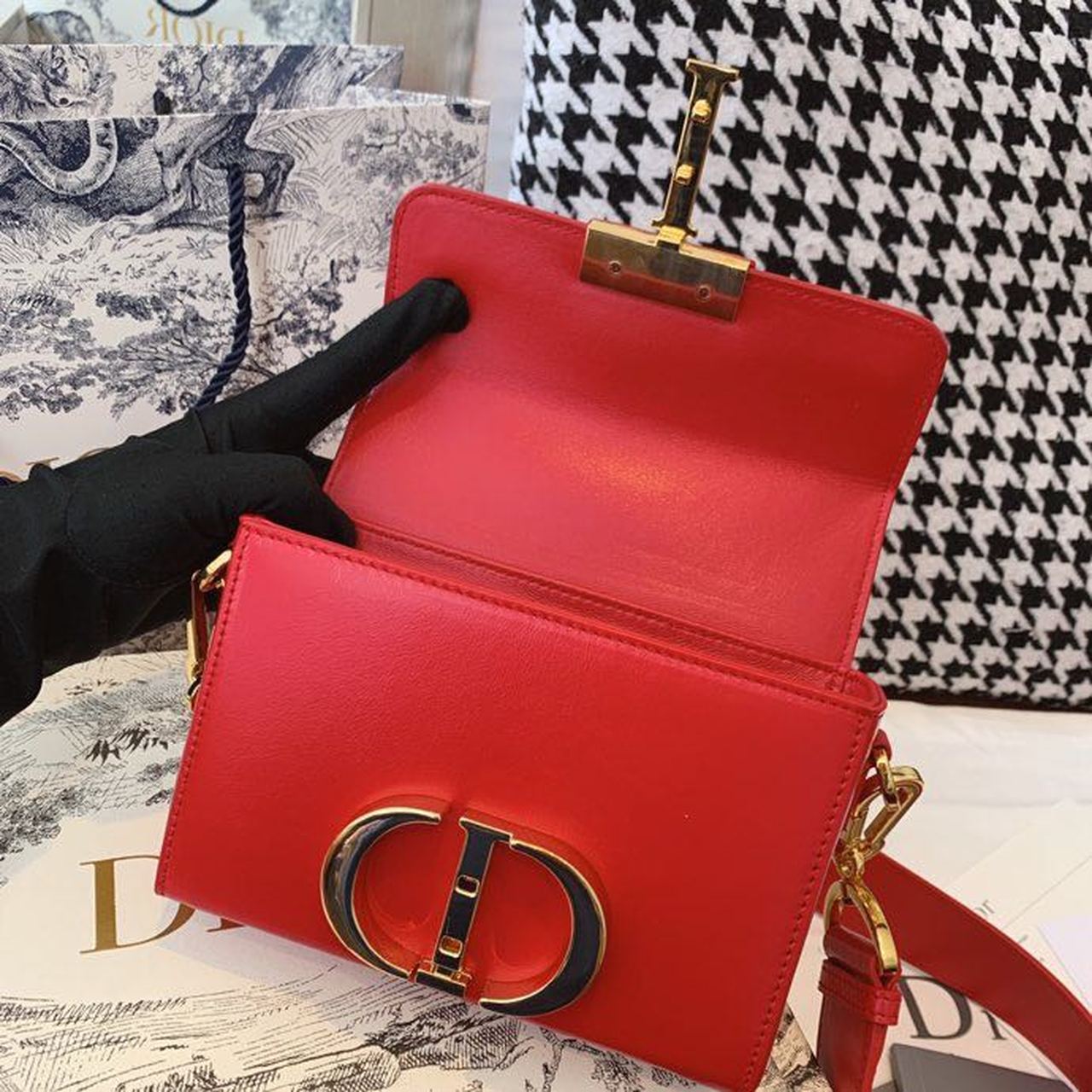 DI Mini 30 Montaigne Bag Gold Toned Hardware Red For Women 18cm/7in CD