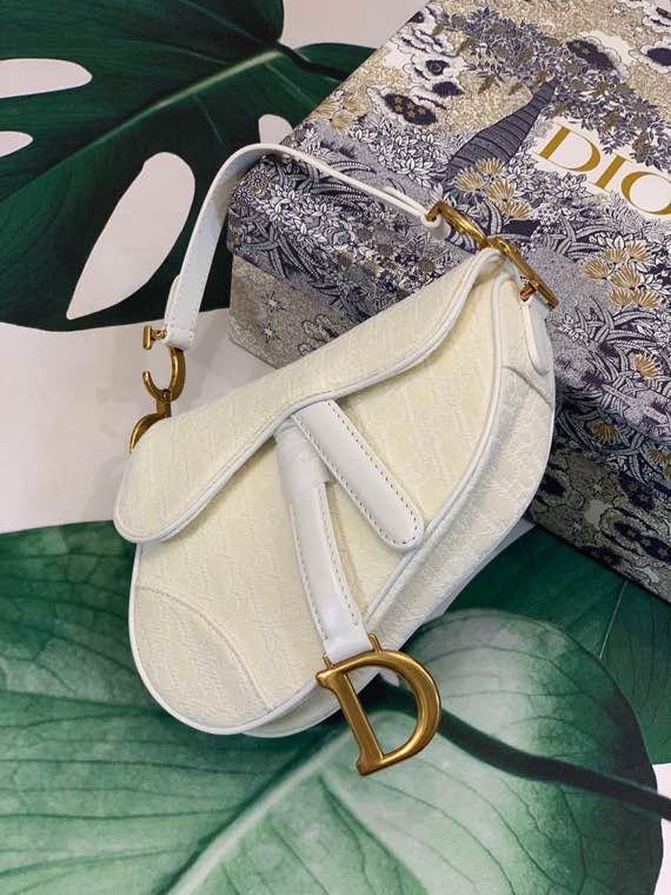 DI Saddle Bag White Oblique Embroidered Canvas Gold Toned Hardware For Women 21cm/8.5in CD