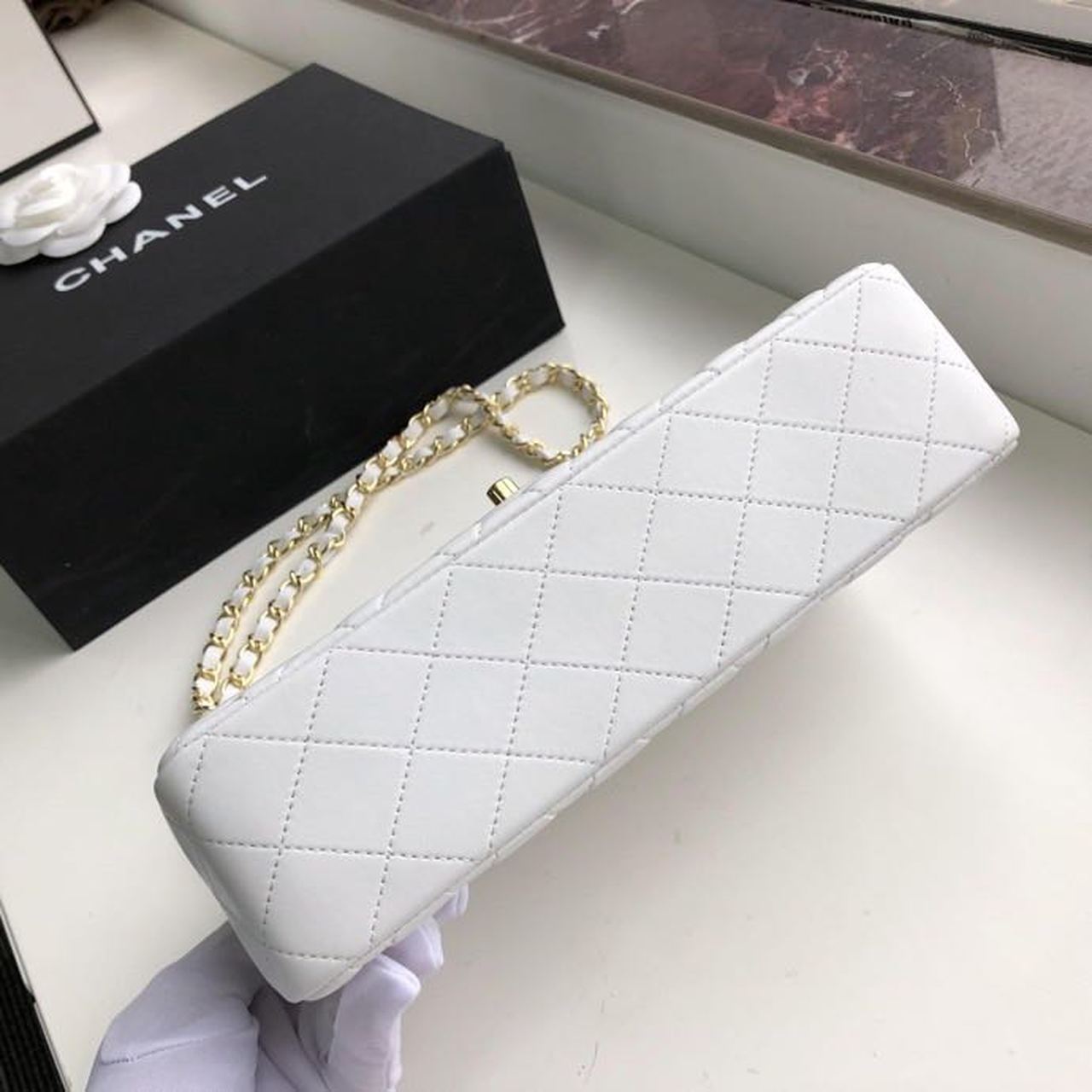 Chanel Classic Handbag Gold Toned Hardware White For Women, Women’s Bags, Shoulder And Crossbody Bags 10.2in/26cm A01112