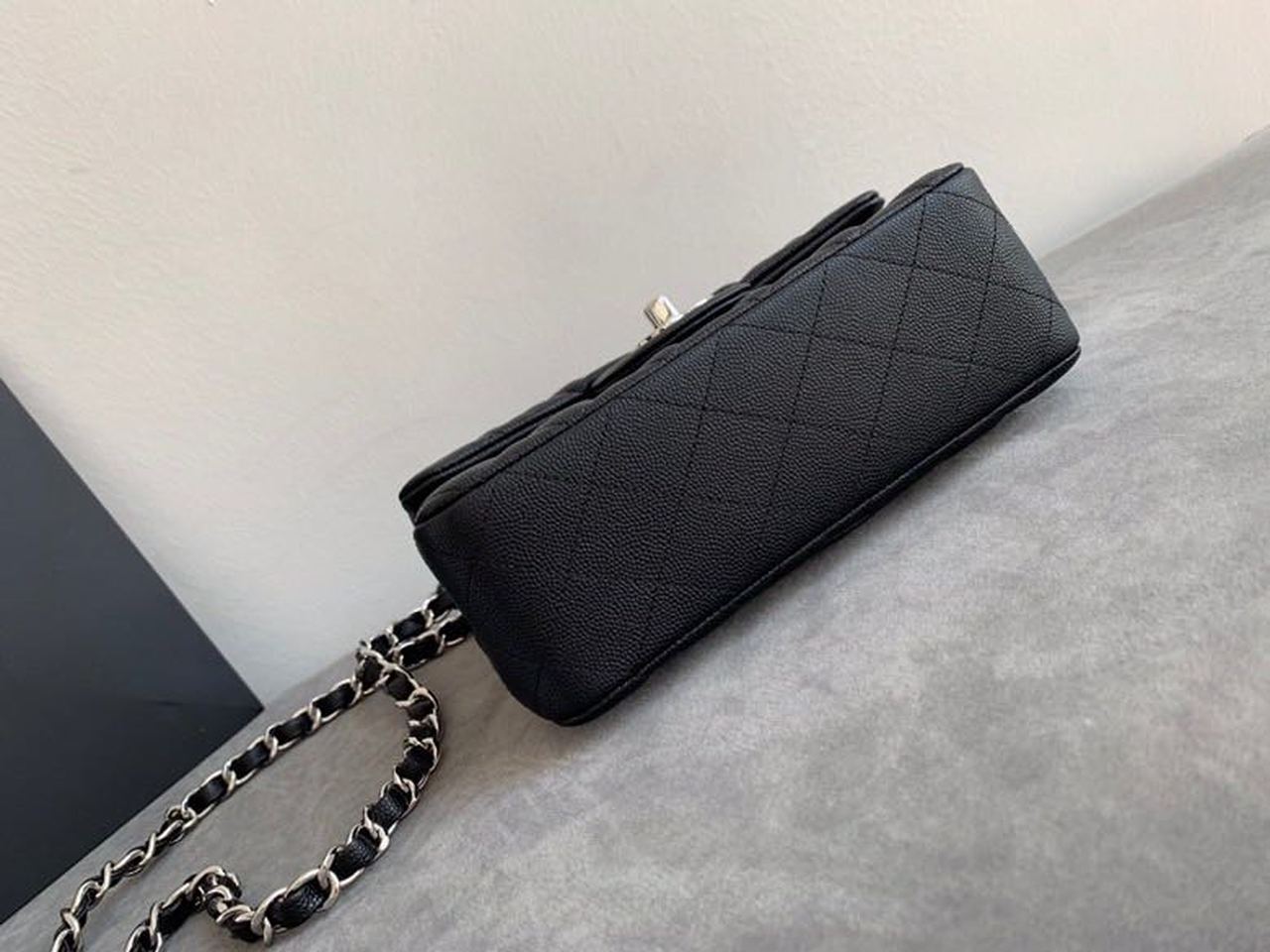 ChanelSmall Classic Handbag Rose Gold Toned Hardware Black For Women, Women’s Bags, Shoulder and Crossbody Bags 7.8in/20cm A01113