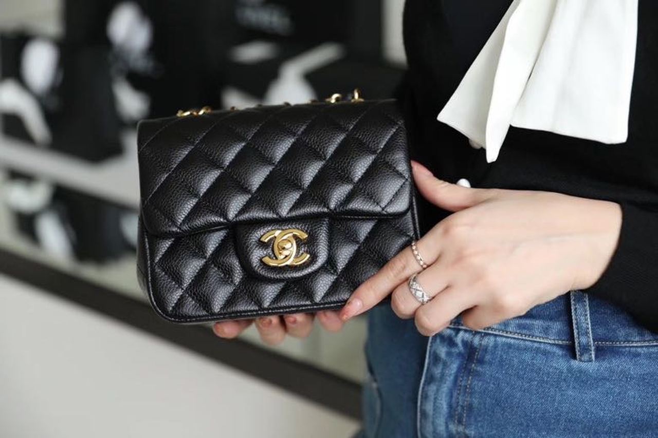 Chanel Classic Mini Flap Bag Gold Toned Hardware Black For Women 6.7in/17cm