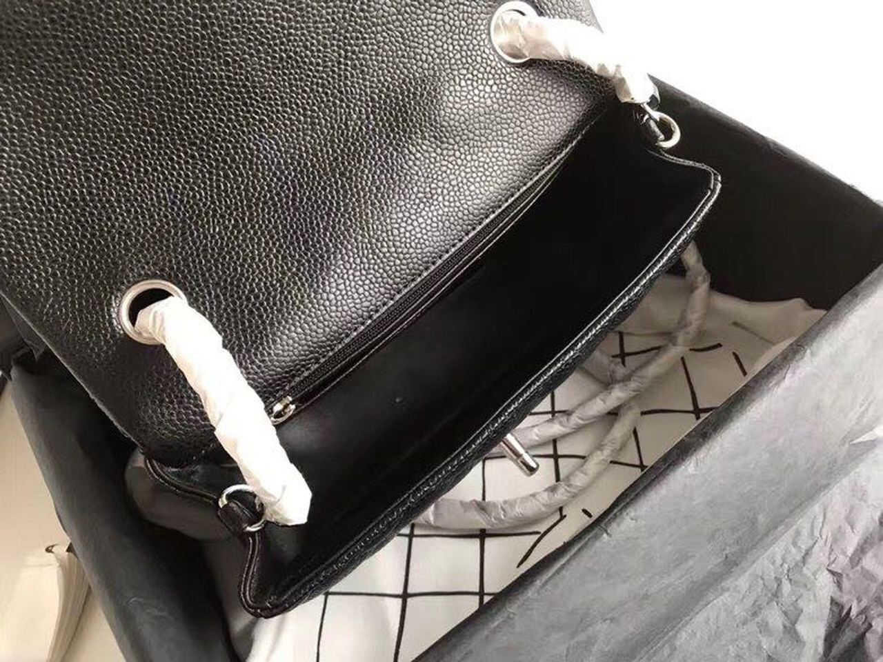 ChanelSmall Classic Handbag Silver Hardware Black For Women, Women’s Bags, Shoulder and Crossbody Bags 7.8in/20cm A01113