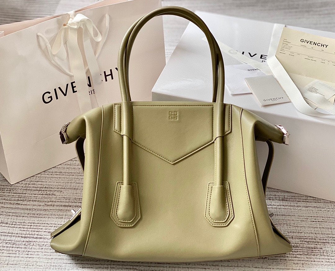 gv Small Antigona Soft Bag Green For Women, Handbags, Shoulder Bags 17.7in/45cm GVC
