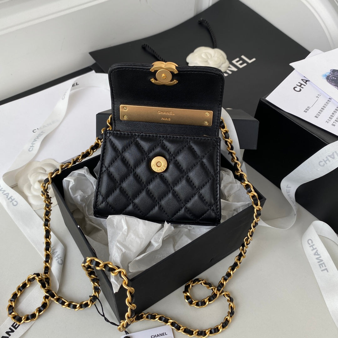 Chanel Clutch With Chain Gold Hardware Black For Women, Women’s Handbags, Shoulder Bags 5.7in/14.5cm AP2945