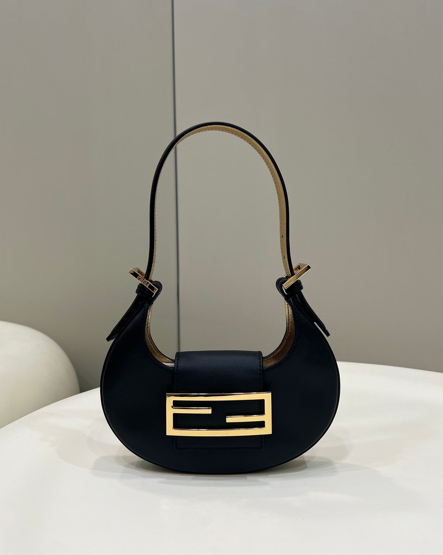 FI Cookie Black For Women, Women’s Handbags, Shoulder Bags 7.4in/19cm FF 8BS065AAIWF0KUR