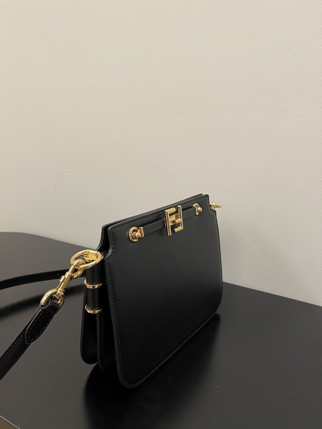 FI Touch Black Bag For Woman 19cm/7.5in
