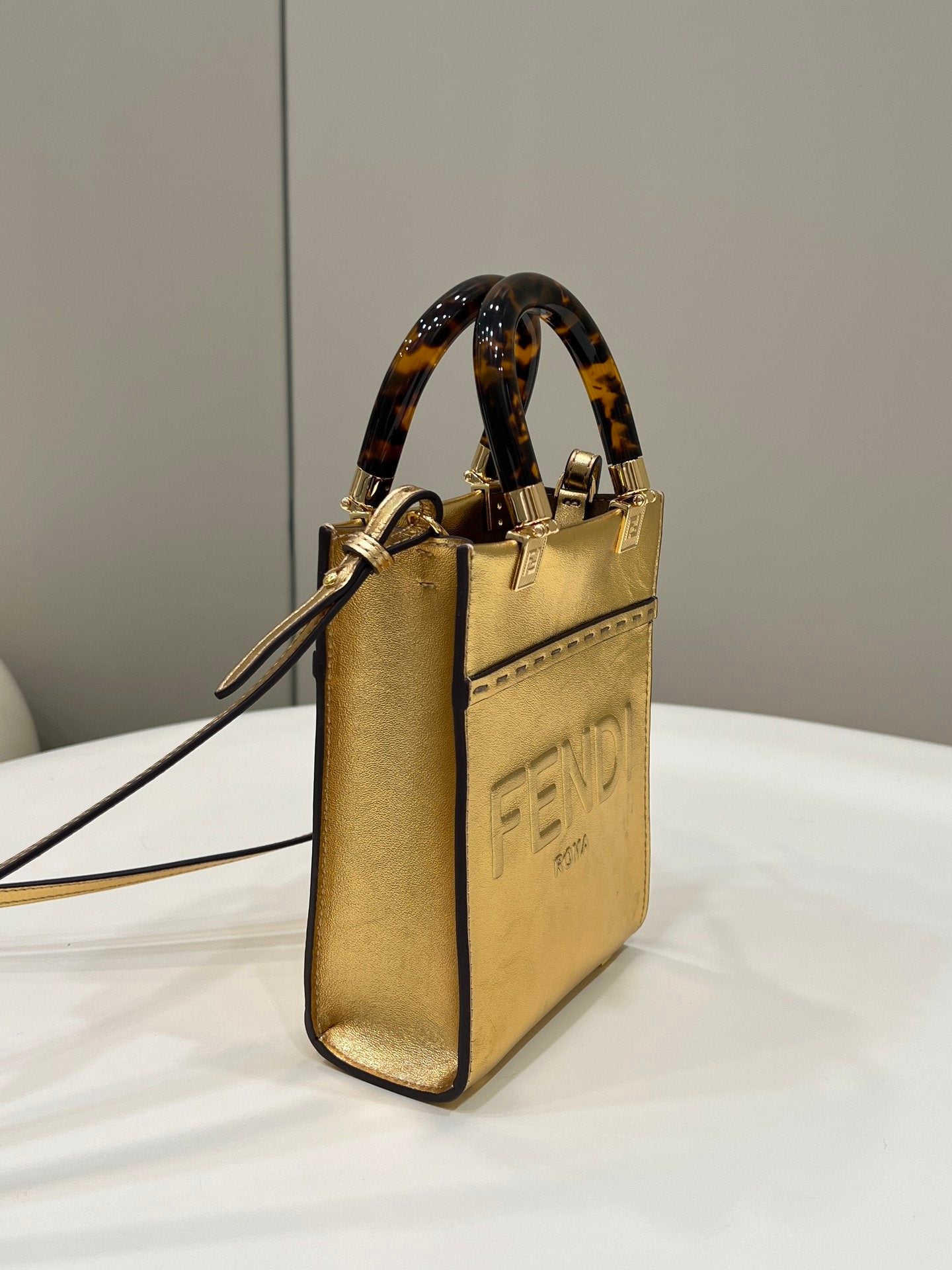 FI Mini Sunshine Shopper Gold For Women, Women’s Handbags, Shoulder And Crossbody Bags 7.1in/18cm FF 8BS051AJH7F1GNN