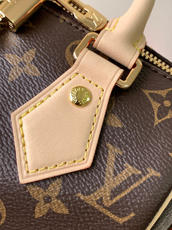 Ver Fashion Lu-Vi Bags - 16874