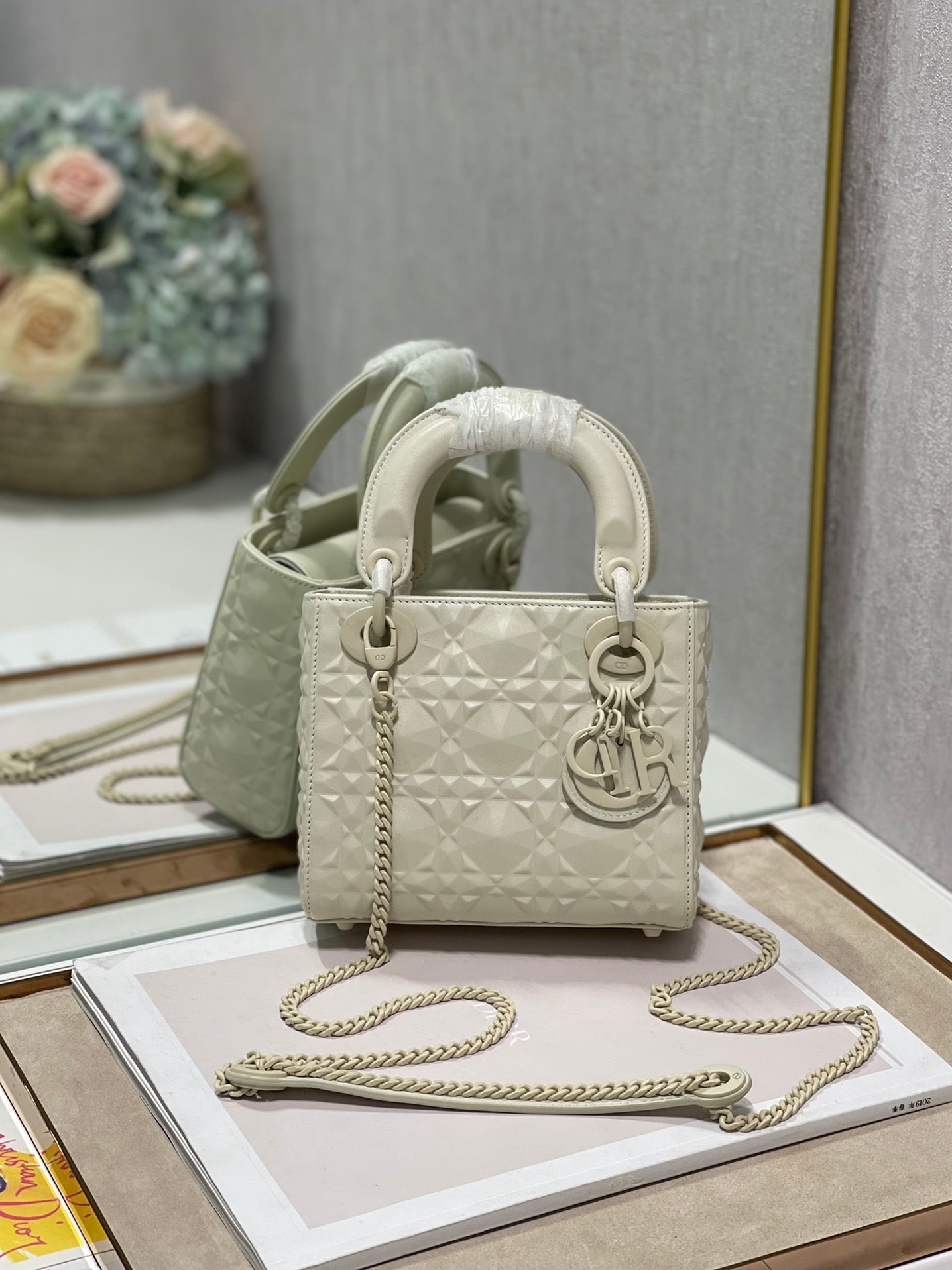 DI Mini Lady Bag Latte Cannage with Beaded Motif, Beige, For Women Women’s Handbags, Crossbody Bags, 18cm CD M0505INEA_M030