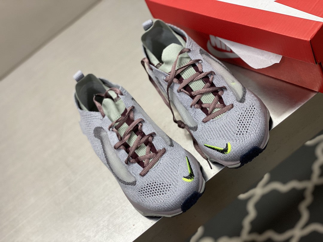 NIKE SPARK Flyknit Platinum Tint For Men