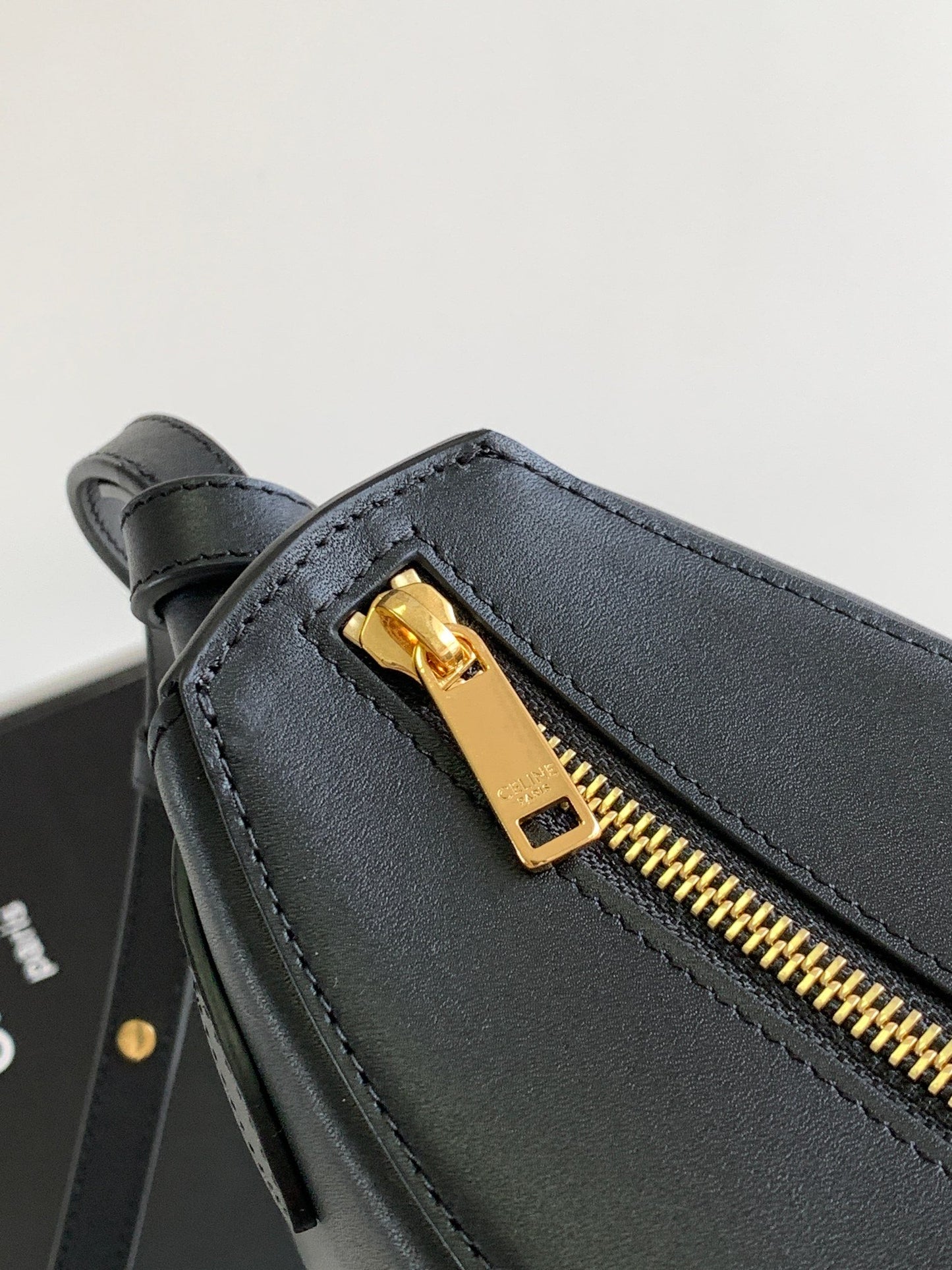 CE Besace Noeuds Francais Bag Black For Women 10in/25cm