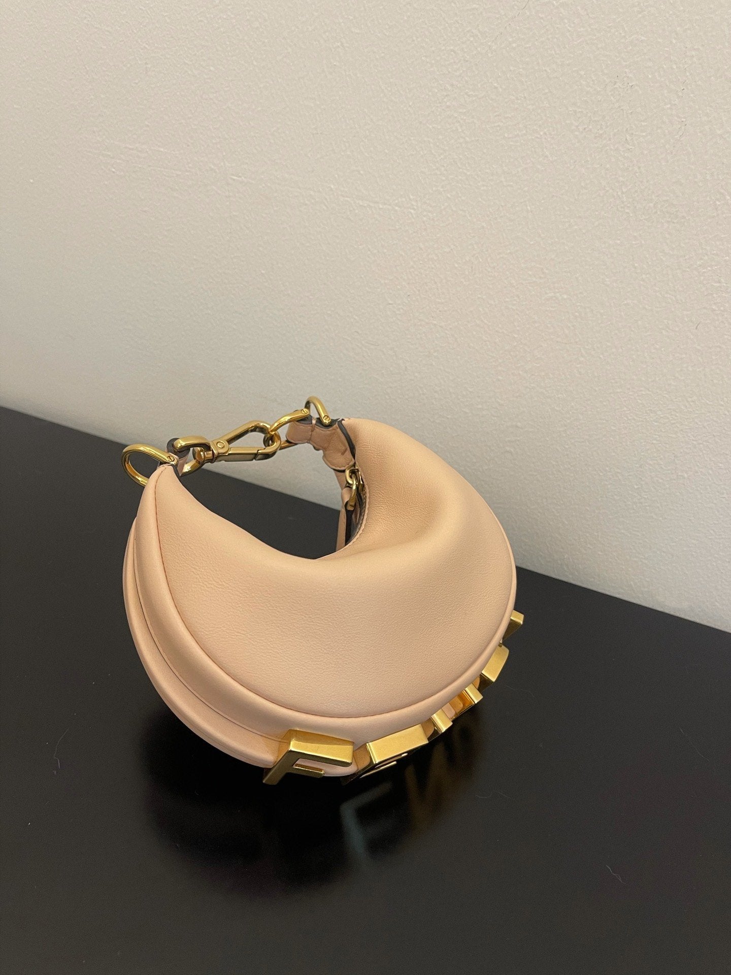 FI Nano FIgraphy Pink For Women, Women’s HandBags 6.7in/17cm FF 8BR798A5DYF1HD6
