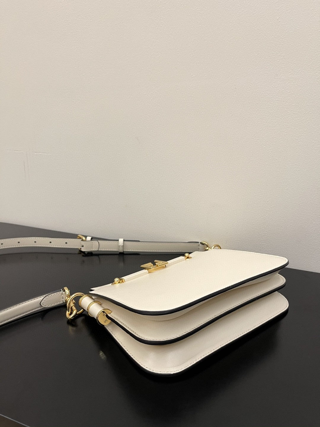 FI Touch White Bag For Woman 19cm/7.5in