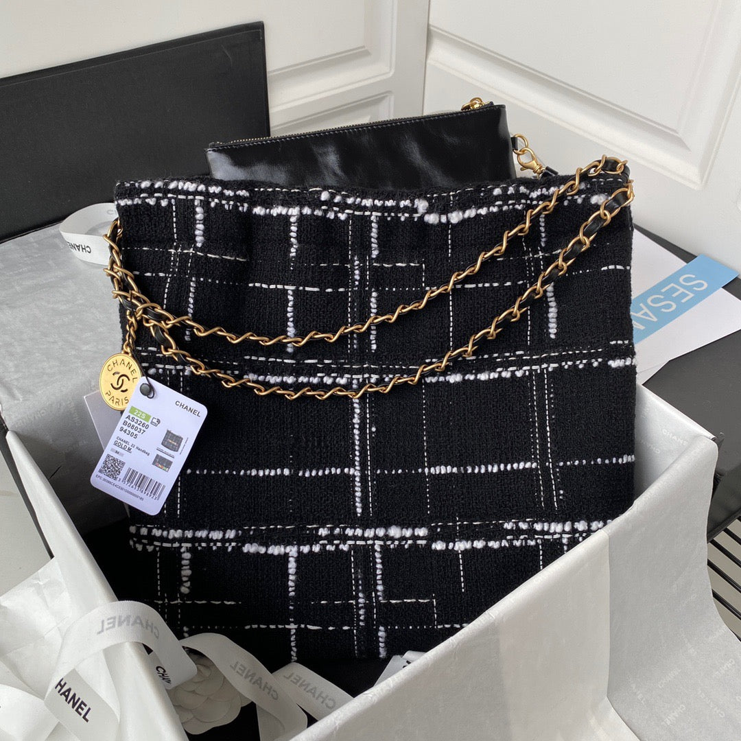 CHL 22 Handbag Gold Hardware Black For Women, Women’s Handbags, Shoulder Bags 14.2in/36cm AS3262
