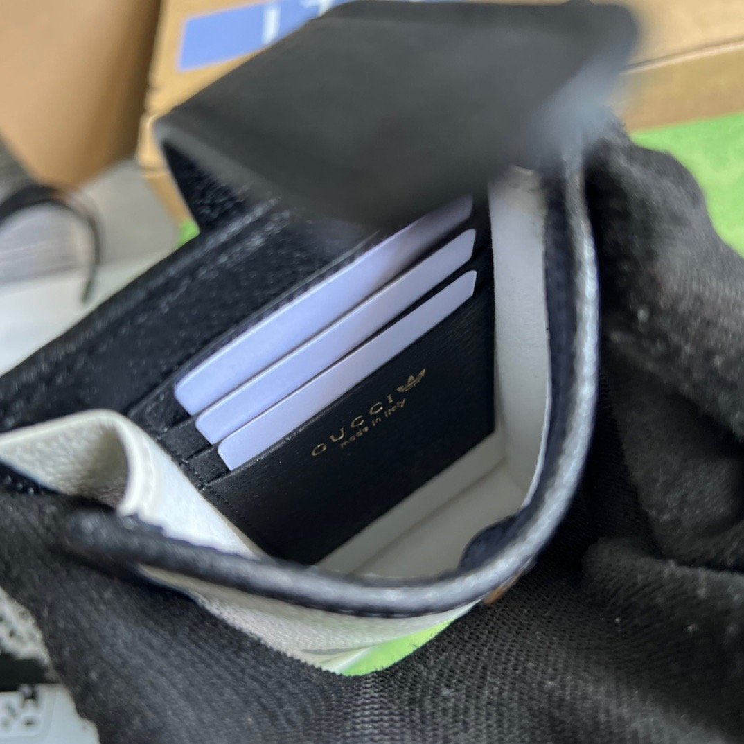 gg x Adidas Phone Case White For Women, Women’s Bags 7.3in/18cm gg