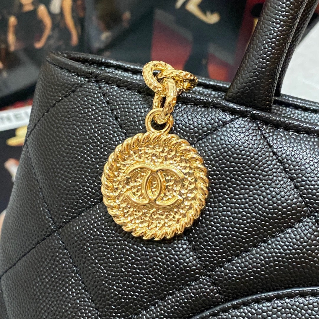 ChanelMedallion Tote Gold Hardware Caviar Black For Women, Women’s Handbags, Shoulder Bags 15.6in/32cm
