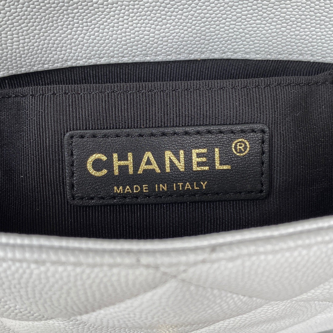 ChanelMini Flap Bag With Top Handle Gold Hardware White For Women, Women’s Handbags, Shoulder Bags 7.9in/20cm AS2431