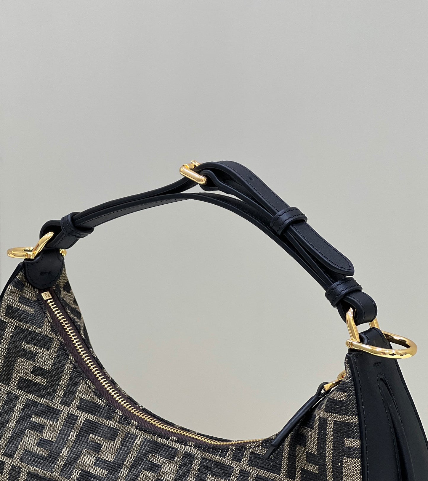 FI FIgraphy Small Brown For Women, Women’s Handbags, Shoulder Bags 11.4in/29cm 8BR798
