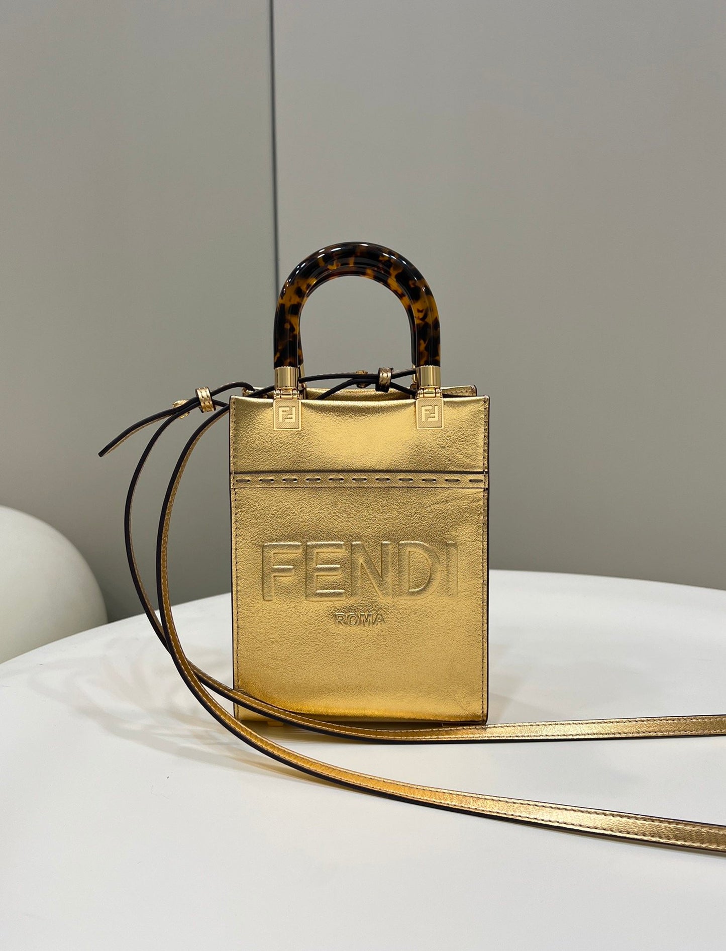 FI Mini Sunshine Shopper Gold For Women, Women’s Handbags, Shoulder And Crossbody Bags 7.1in/18cm FF 8BS051AJH7F1GNN