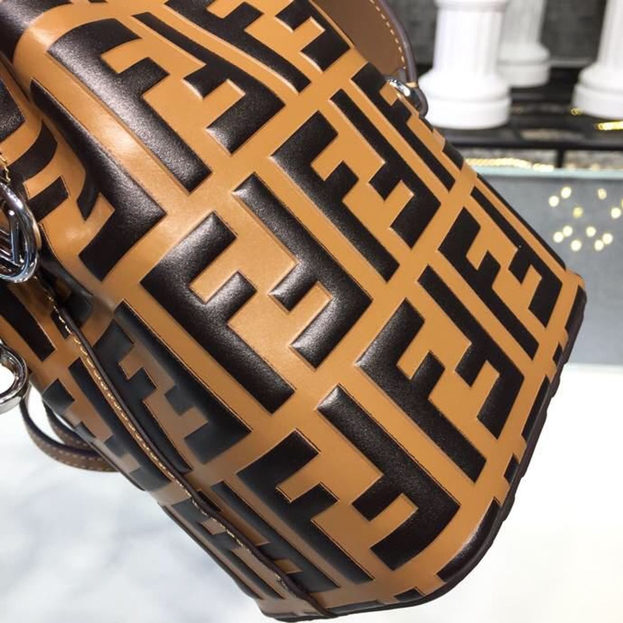 FI Mon Tresor Bucket Bag Brown/Black For Women, Women’s Handbags, Shoulder And Crossbody Bags 7in/18cm FF 8BS010A659F13VK
