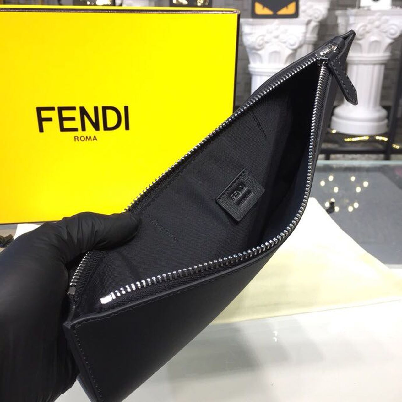 FI Selleria Monster Pouch 11.8in/30cm For Women FF