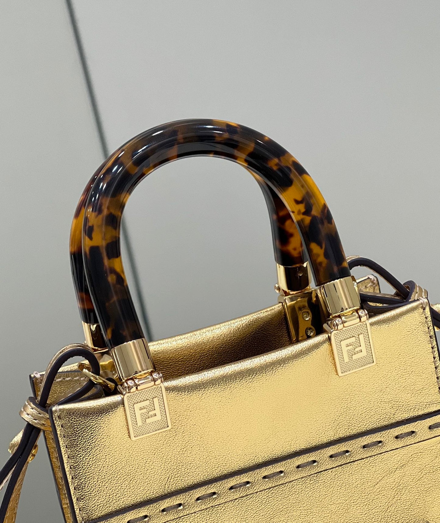 FI Mini Sunshine Shopper Gold For Women, Women’s Handbags, Shoulder And Crossbody Bags 7.1in/18cm FF 8BS051AJH7F1GNN