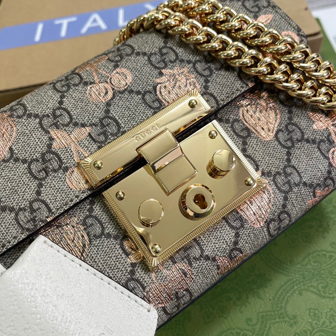 gg Padlock Small gg Strawberry Shoulder Bag Beige For Women, Women’s Bags 7.9in/20cm gg