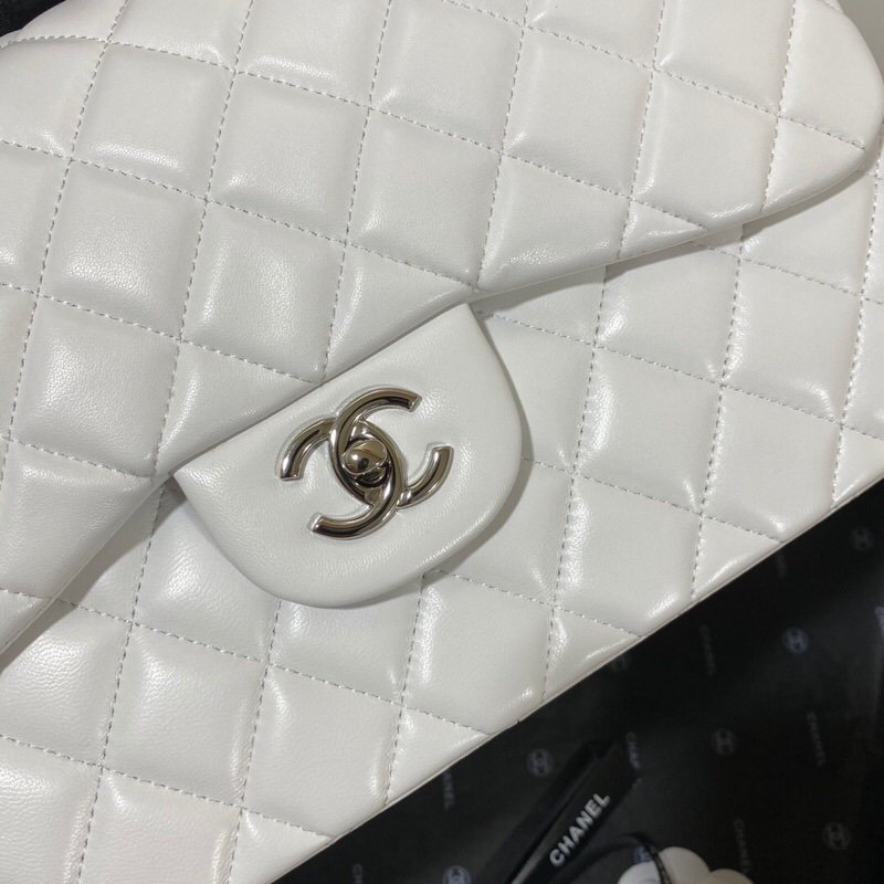 ChanelLarge Classic Handbag Silver Hardware White For Women, Women’s Handbags, Shoulder Bags 11.8in/30cm