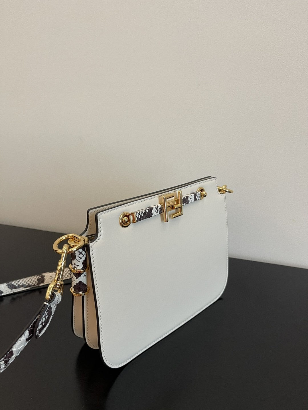 FI Touch White with Snakeskin Detail Bag For Woman 19cm/7.5in
