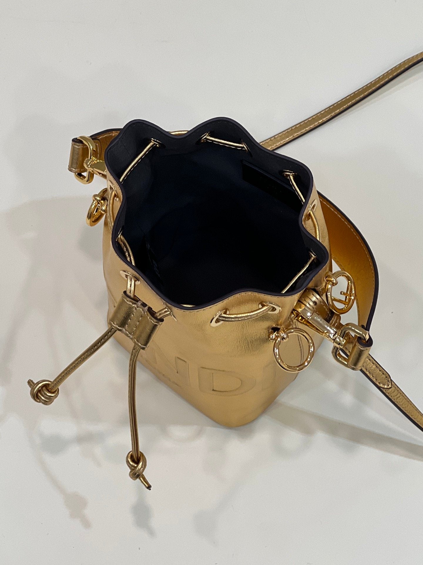 FI Mon Tresor Gold For Women, Women’s Handbags, Shoulder And Crossbody Bags 7in/18cm FF 8BS010AK61F1GNN