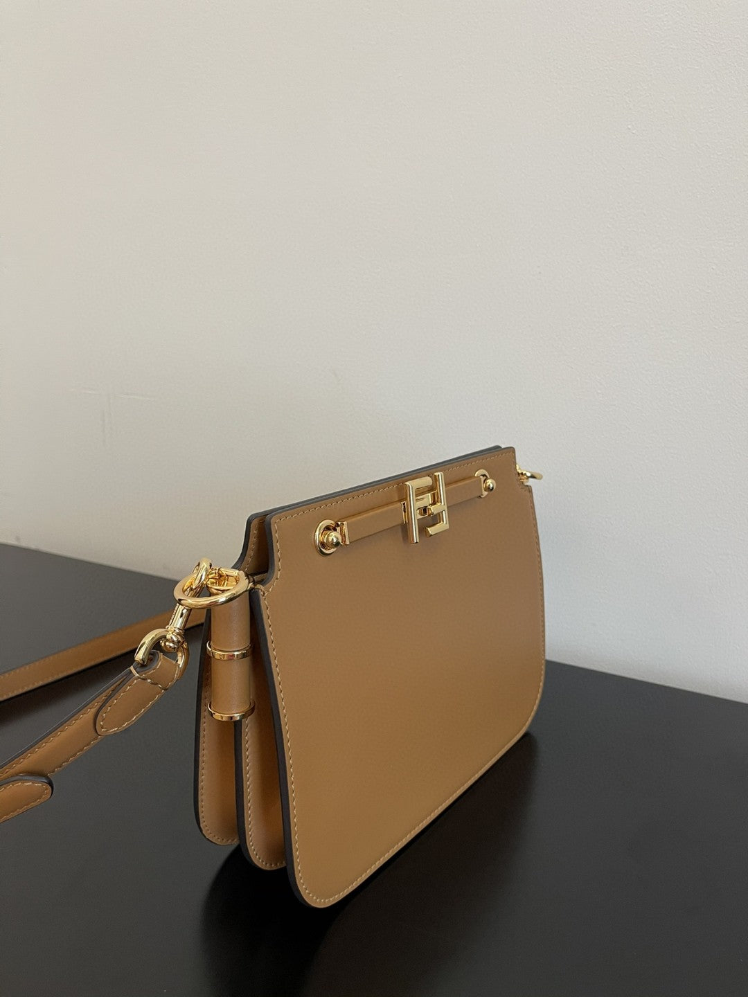 FI Touch Brown Bag For Woman 19cm/7.5in