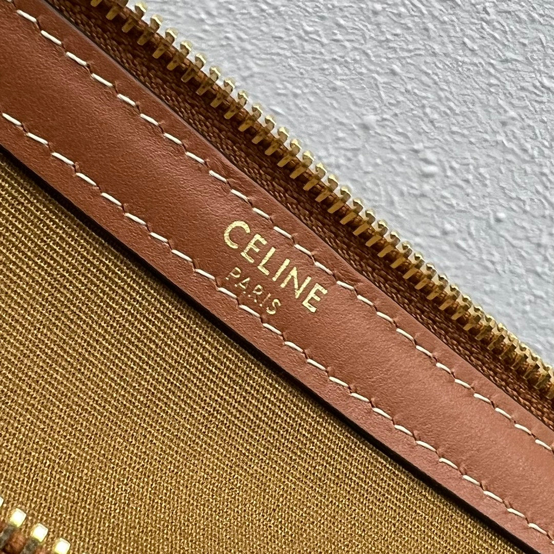 CE Large Voyage Bag In Triomphe Canvas With Dog Print Tan For Women 20in/50cm