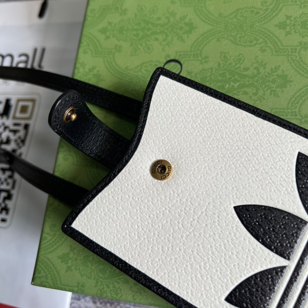 gg x Adidas Phone Case White For Women, Women’s Bags 7.3in/18cm gg
