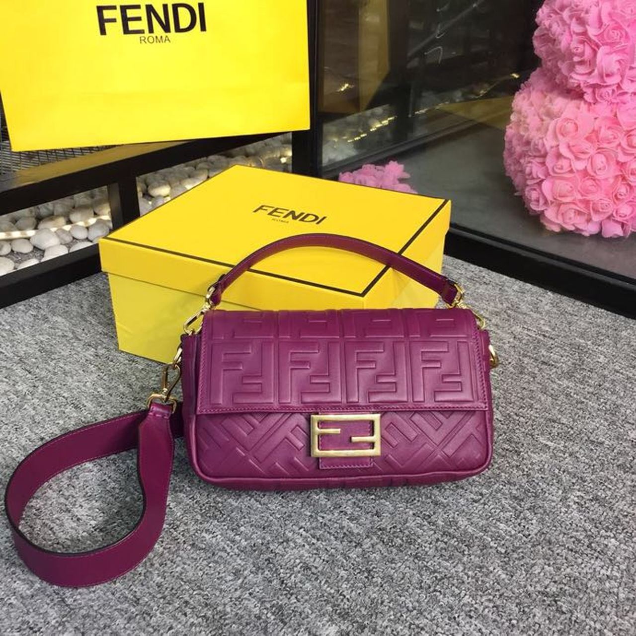 FI Baguette Nappa Purple For Women, Women’s Handbags, Shoulder And Crossbody Bags 10.6in/27cm FF 8BR600