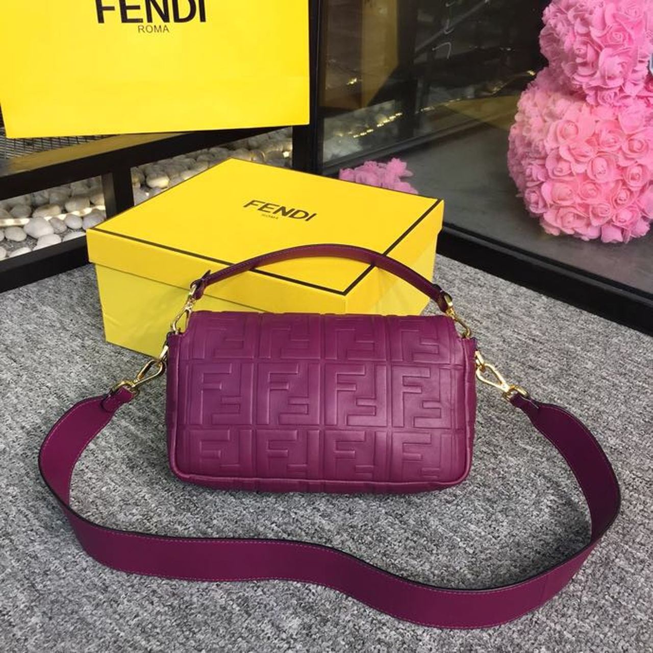 FI Baguette Nappa Purple For Women, Women’s Handbags, Shoulder And Crossbody Bags 10.6in/27cm FF 8BR600