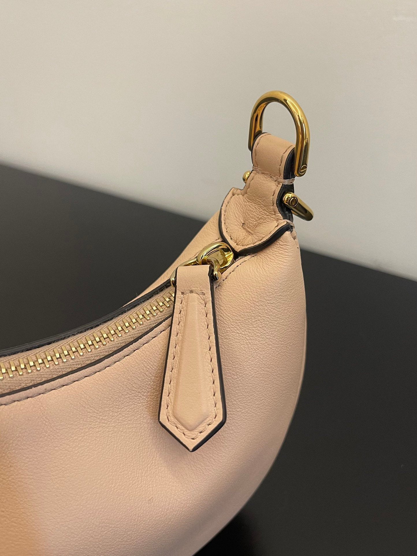 FI Nano FIgraphy Pink For Women, Women’s HandBags 6.7in/17cm FF 8BR798A5DYF1HD6