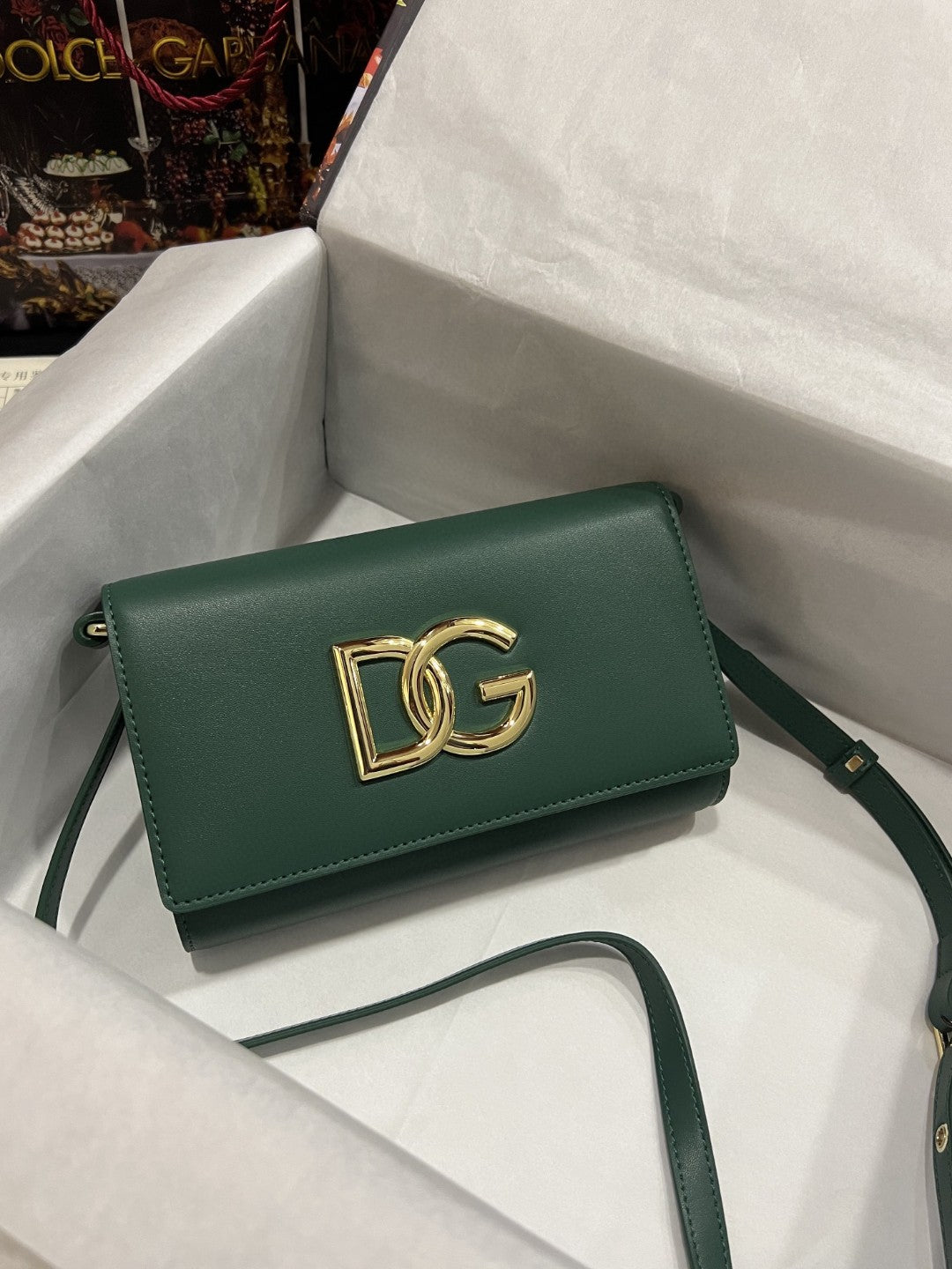 DG 3.5 Clutch Green For Women 8.3in/21cm DG