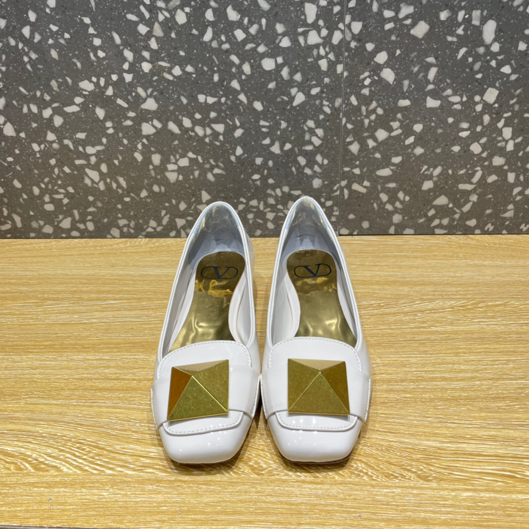 Valentino Garavani One Stud Patent Ballet Flats White For Women