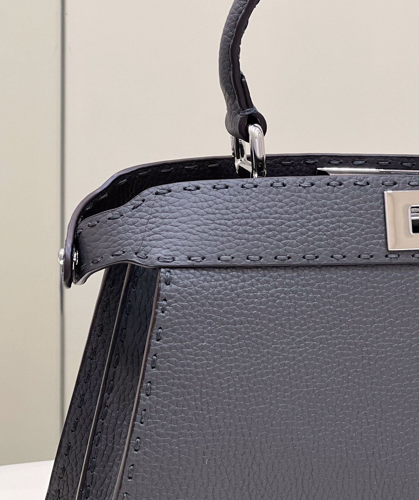 FI Peekaboo ISeeU Medium Black For Women, Women’s Handbags, Shoulder Bag 13.1in/33.5cm FF