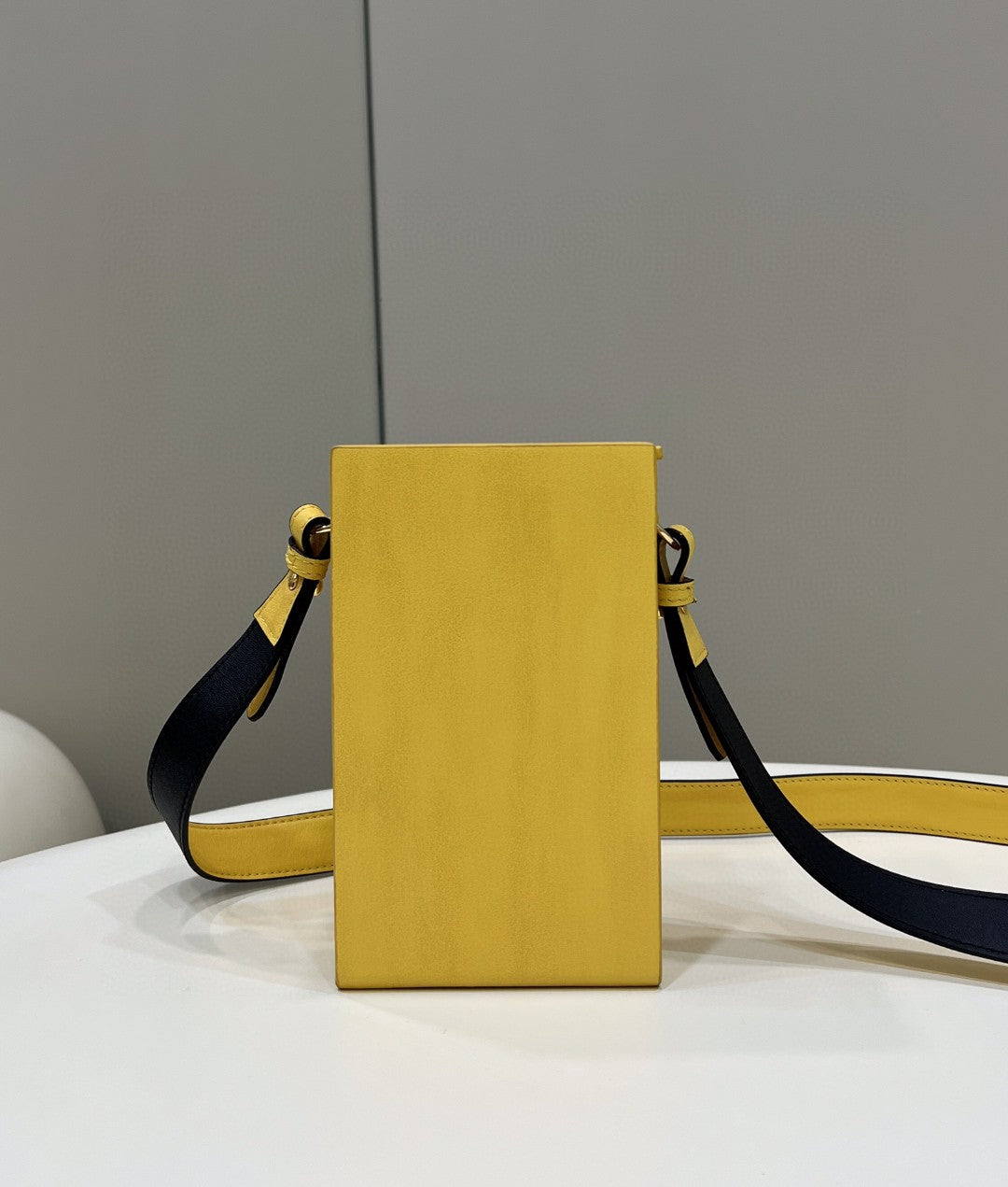 FI Vertical Box Yellow RM 6,400 Bag For Woman 17cm/6.5in 7VA519ADP6F1CIA
