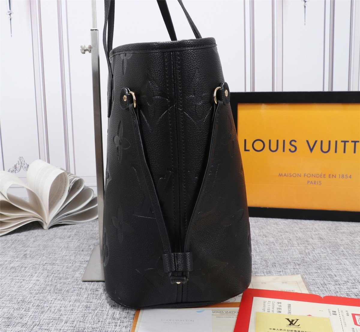 Louis Vuitton Neverfull MM Tote Bag Monogram Empreinte Black For Women, Women’s Handbags, Shoulder Bags 12.2in/31cm LV M45685