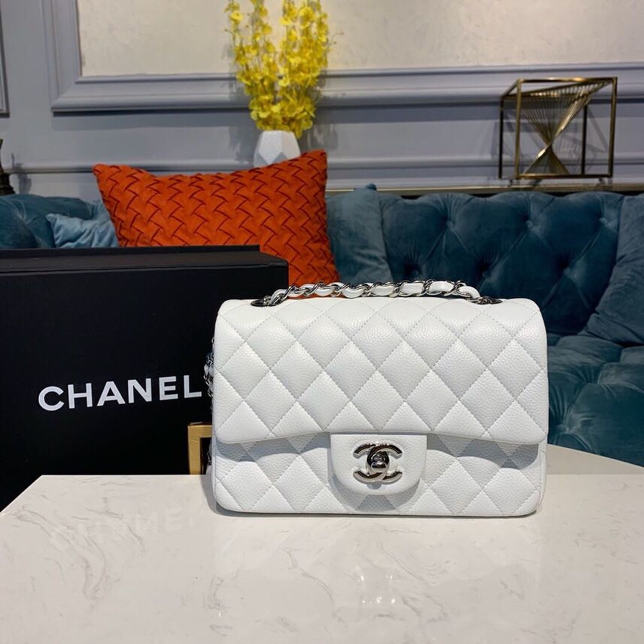 ChanelSmall Classic Handbag Silver Hardware White For Women, Women’s Bags, Shoulder And Crossbody Bags 7.8in/20cm A01113