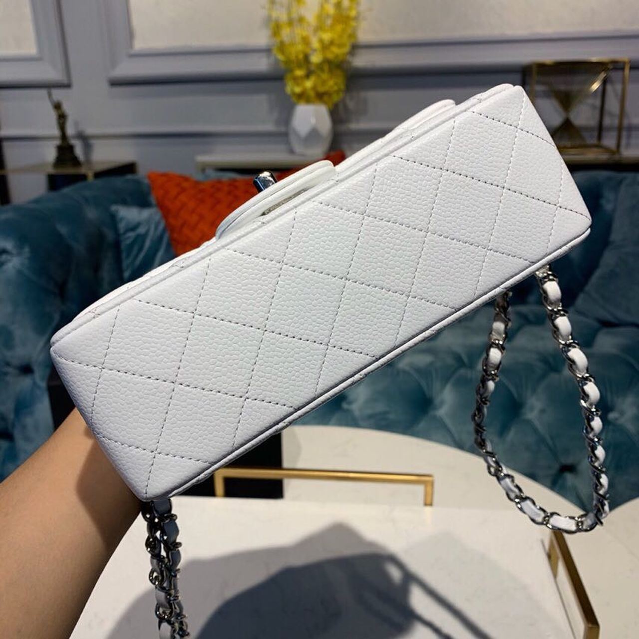 ChanelSmall Classic Handbag Silver Hardware White For Women, Women’s Bags, Shoulder And Crossbody Bags 7.8in/20cm A01113