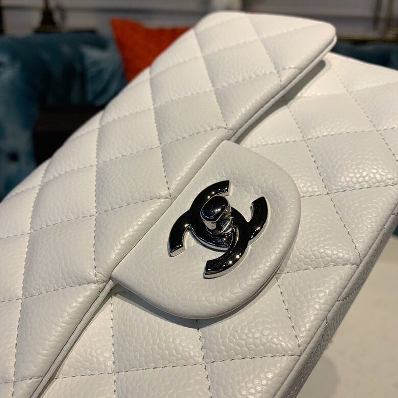 ChanelSmall Classic Handbag Silver Hardware White For Women, Women’s Bags, Shoulder And Crossbody Bags 7.8in/20cm A01113