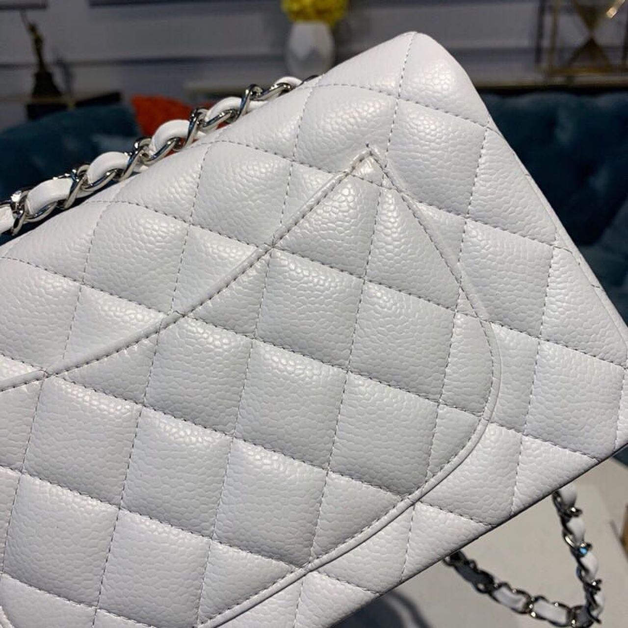 ChanelSmall Classic Handbag Silver Hardware White For Women, Women’s Bags, Shoulder And Crossbody Bags 7.8in/20cm A01113