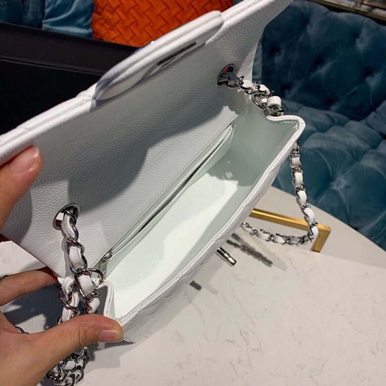 ChanelSmall Classic Handbag Silver Hardware White For Women, Women’s Bags, Shoulder And Crossbody Bags 7.8in/20cm A01113