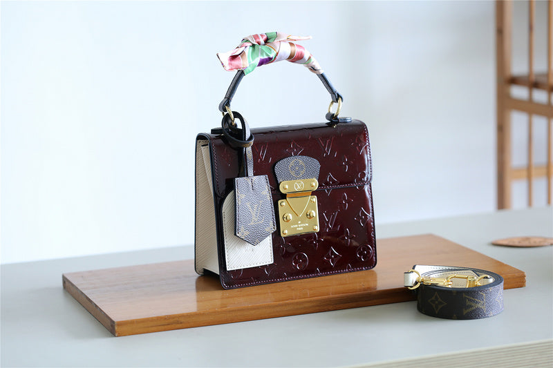 Ver Fashion Lu-Vi bags - 8051