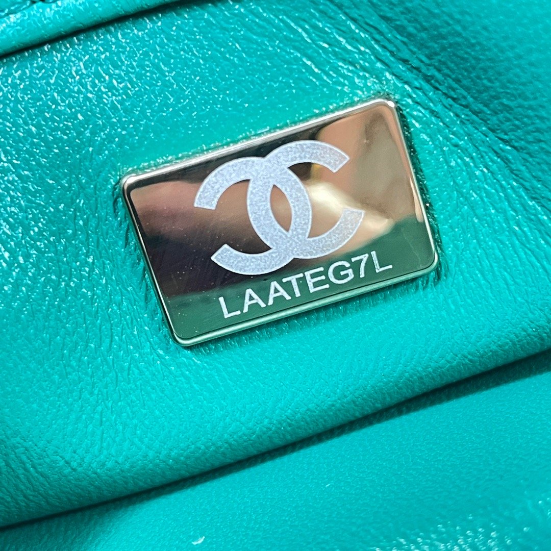 Chanel Flap Bag Gold Hardware Green For Women, Women’s Handbags, Shoulder Bags 7.9in/20cm AS3366