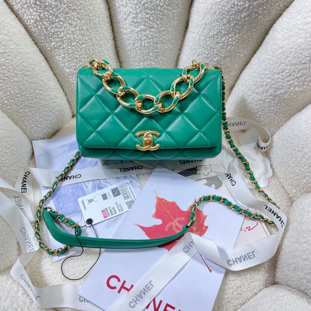 Chanel Flap Bag Gold Hardware Green For Women, Women’s Handbags, Shoulder Bags 7.9in/20cm AS3366